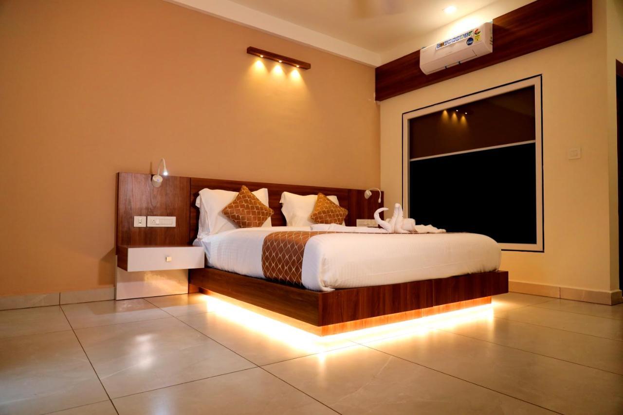 Blue Peaks Holiday Home Munnar Exterior photo